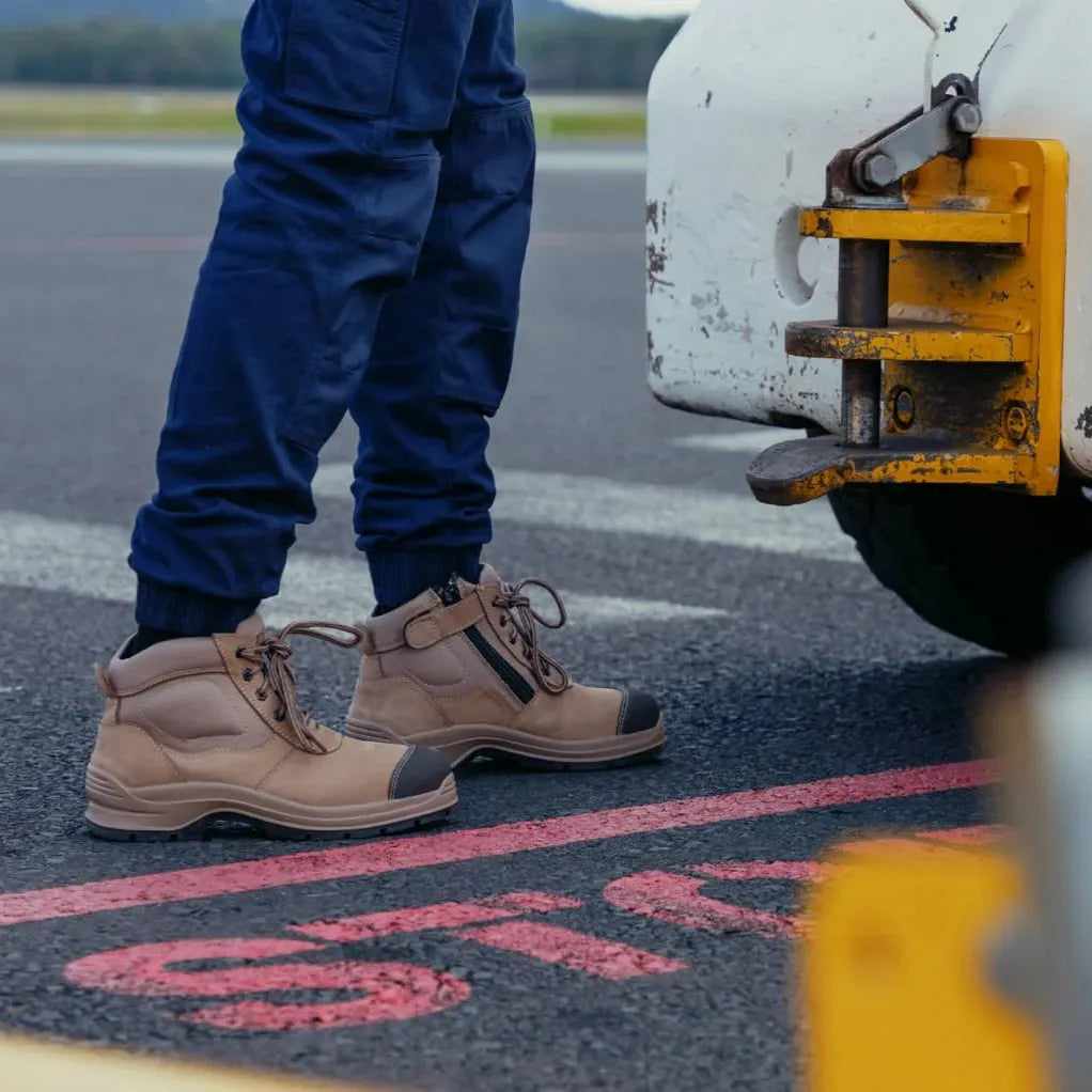 Blundstone 325 Unisex Zip Up Safety Boot