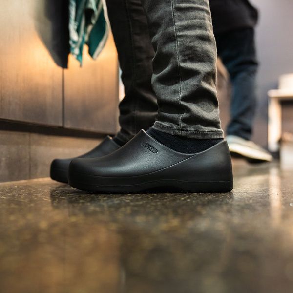 Munka MFM24220 Work Clog