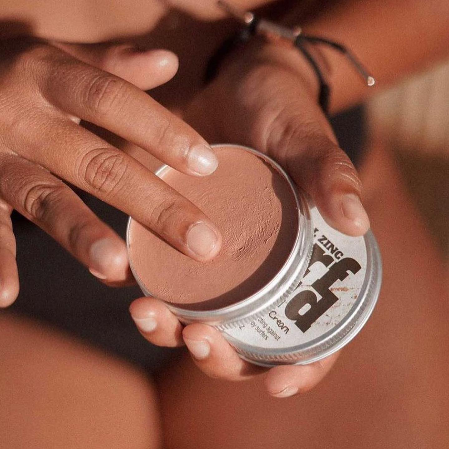 Surfmud Tinted Covering Cream Tin 45g