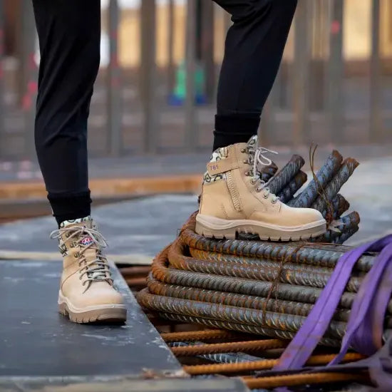 Steel Blue 522761 Southern Cross Ladies L/U Nitrile Zip Safety Boot